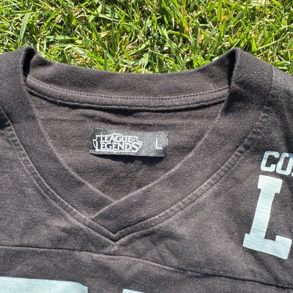 League of Legends Jersey Style Tee - Picture 3 of 4